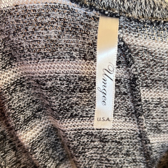 Crochet Knit Sweater Horizontal Stripes - Picture 8 of 10